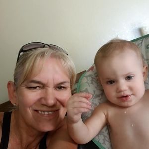 Meet your Posher, Debbie